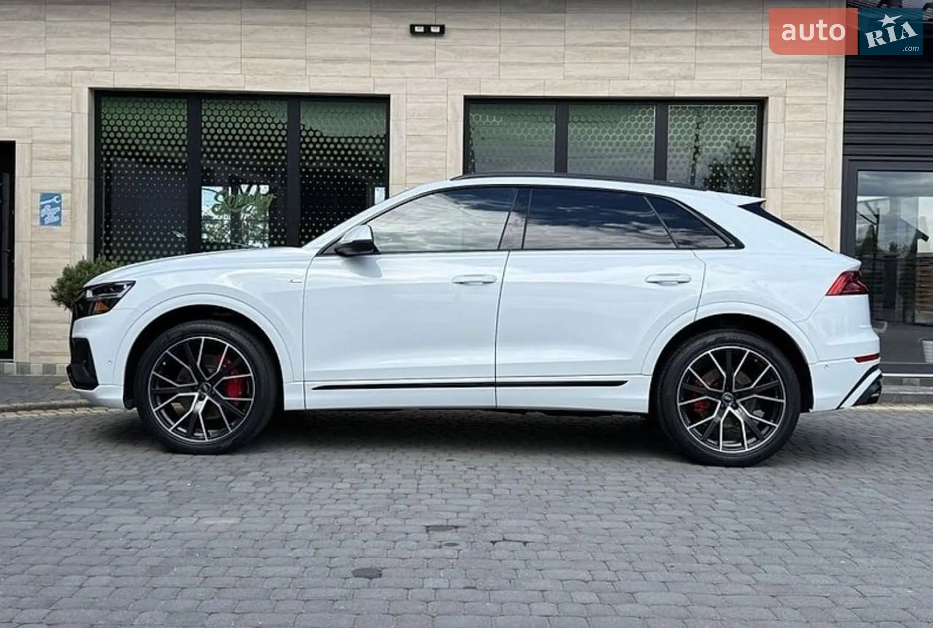 2019 Audi Q8 - мініатюра 6