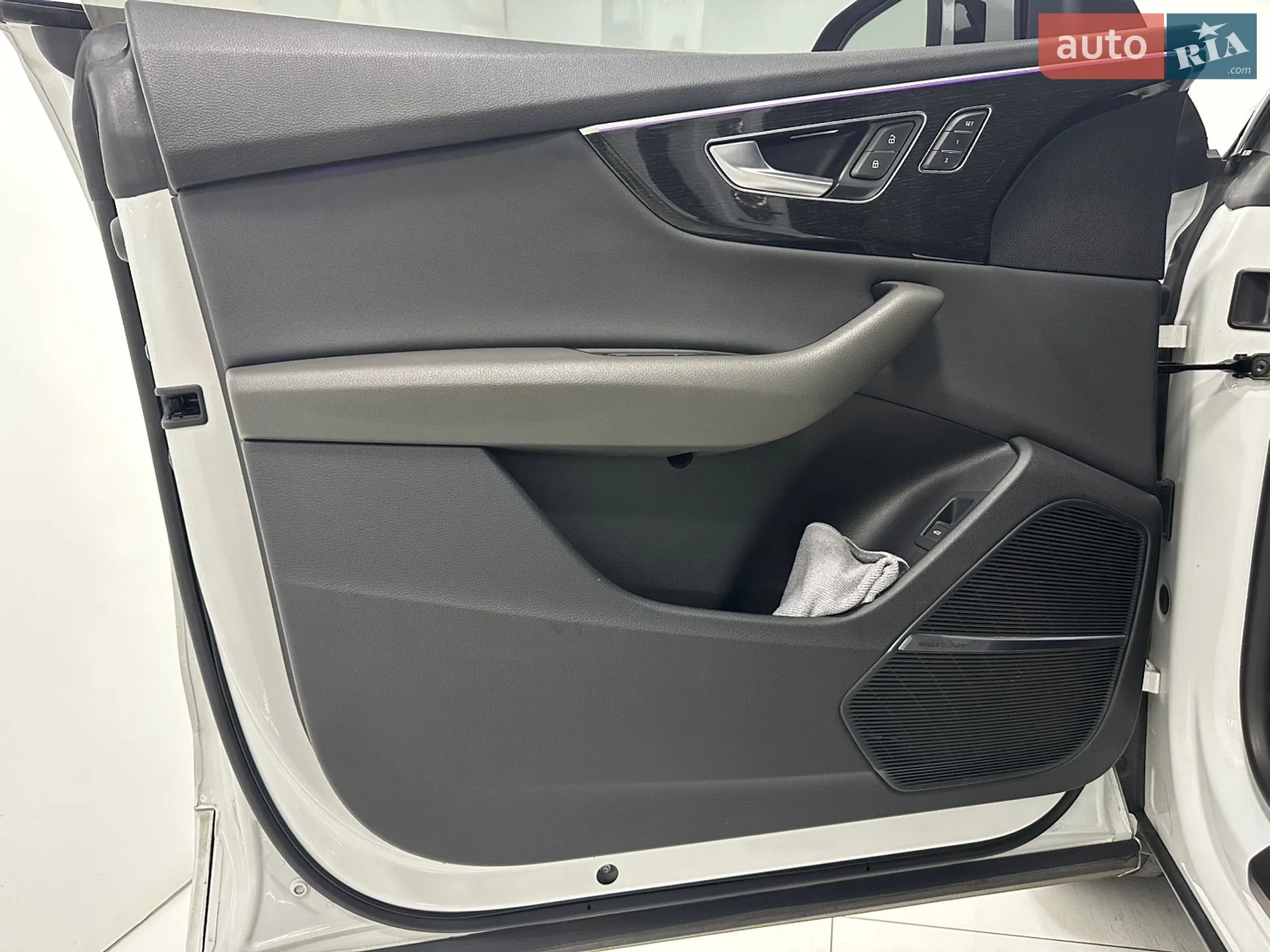 2018 Audi Q8 - мініатюра 18