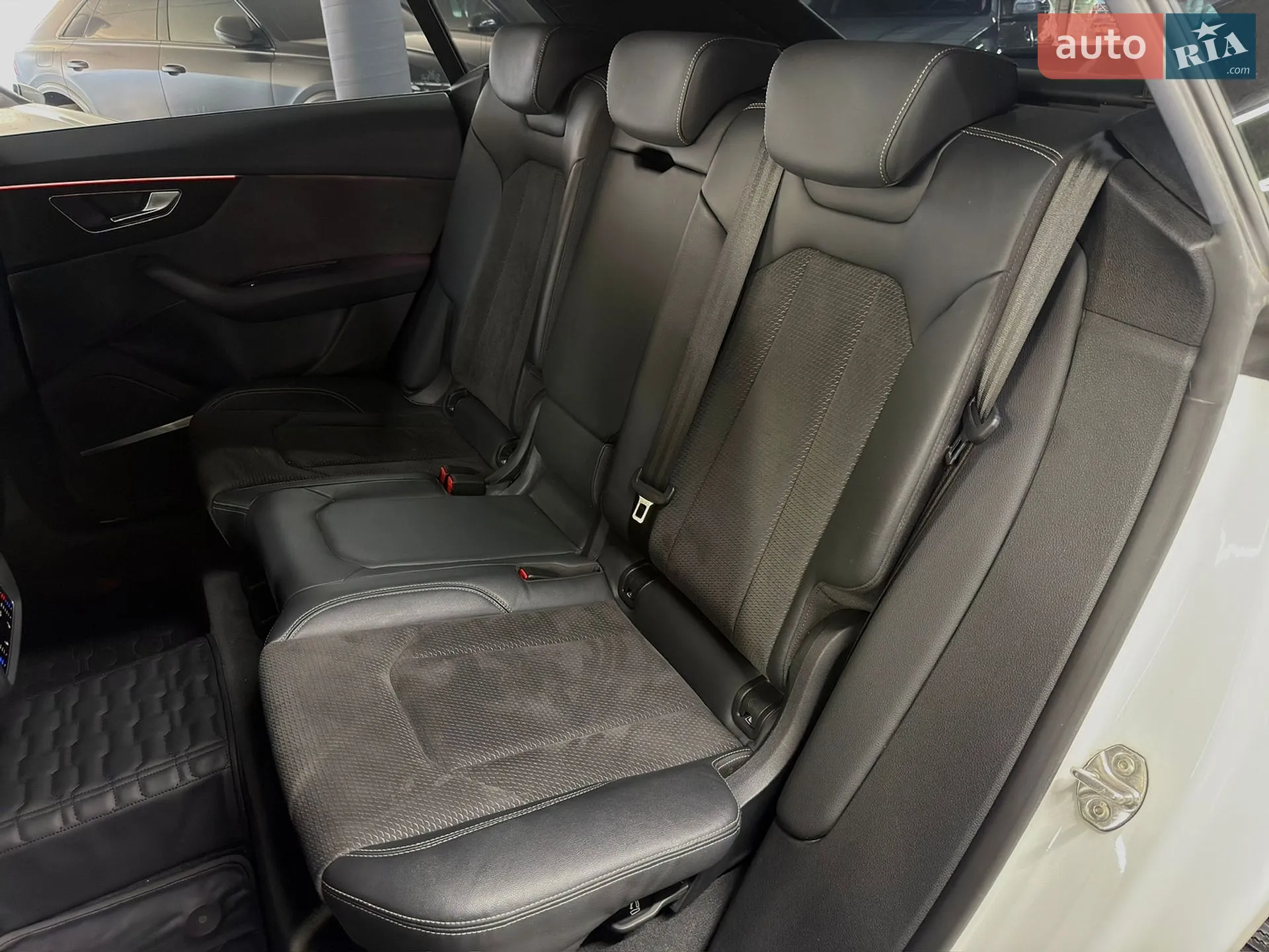 2019 Audi Q8 - мініатюра 24