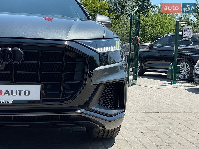 Внедорожник / Кроссовер Audi Q8 2020 в Бердичеве