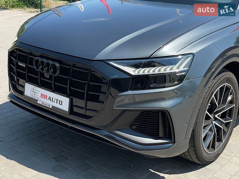 Внедорожник / Кроссовер Audi Q8 2020 в Бердичеве
