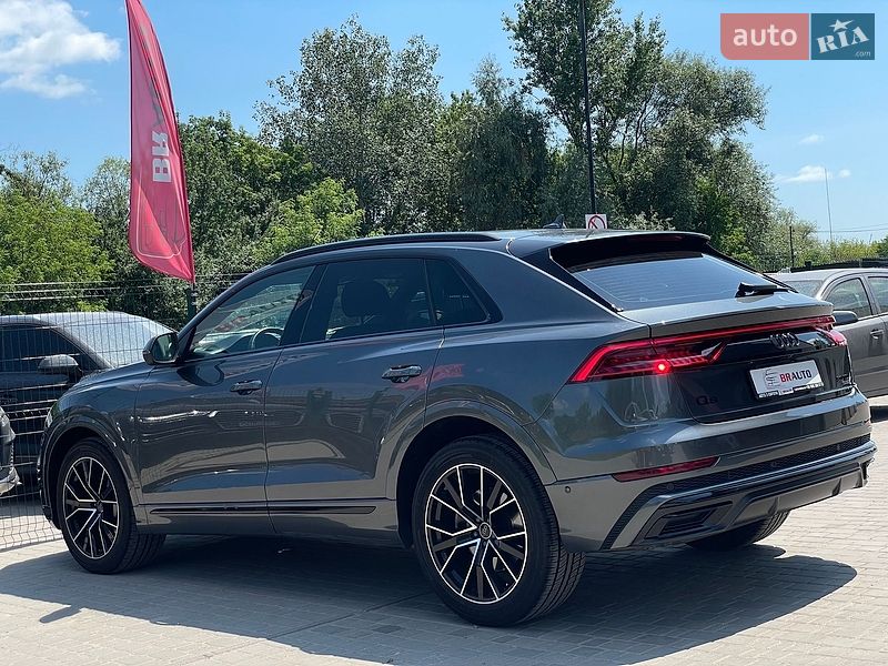 Внедорожник / Кроссовер Audi Q8 2020 в Бердичеве