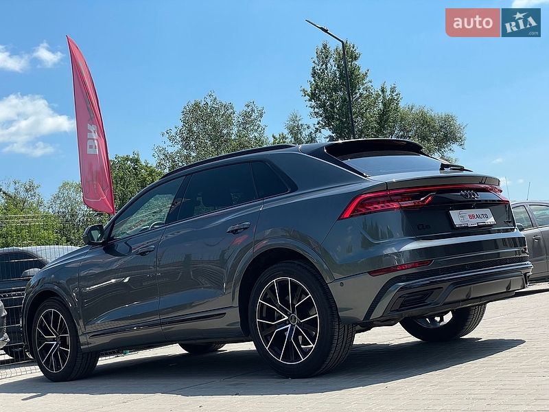 Внедорожник / Кроссовер Audi Q8 2020 в Бердичеве