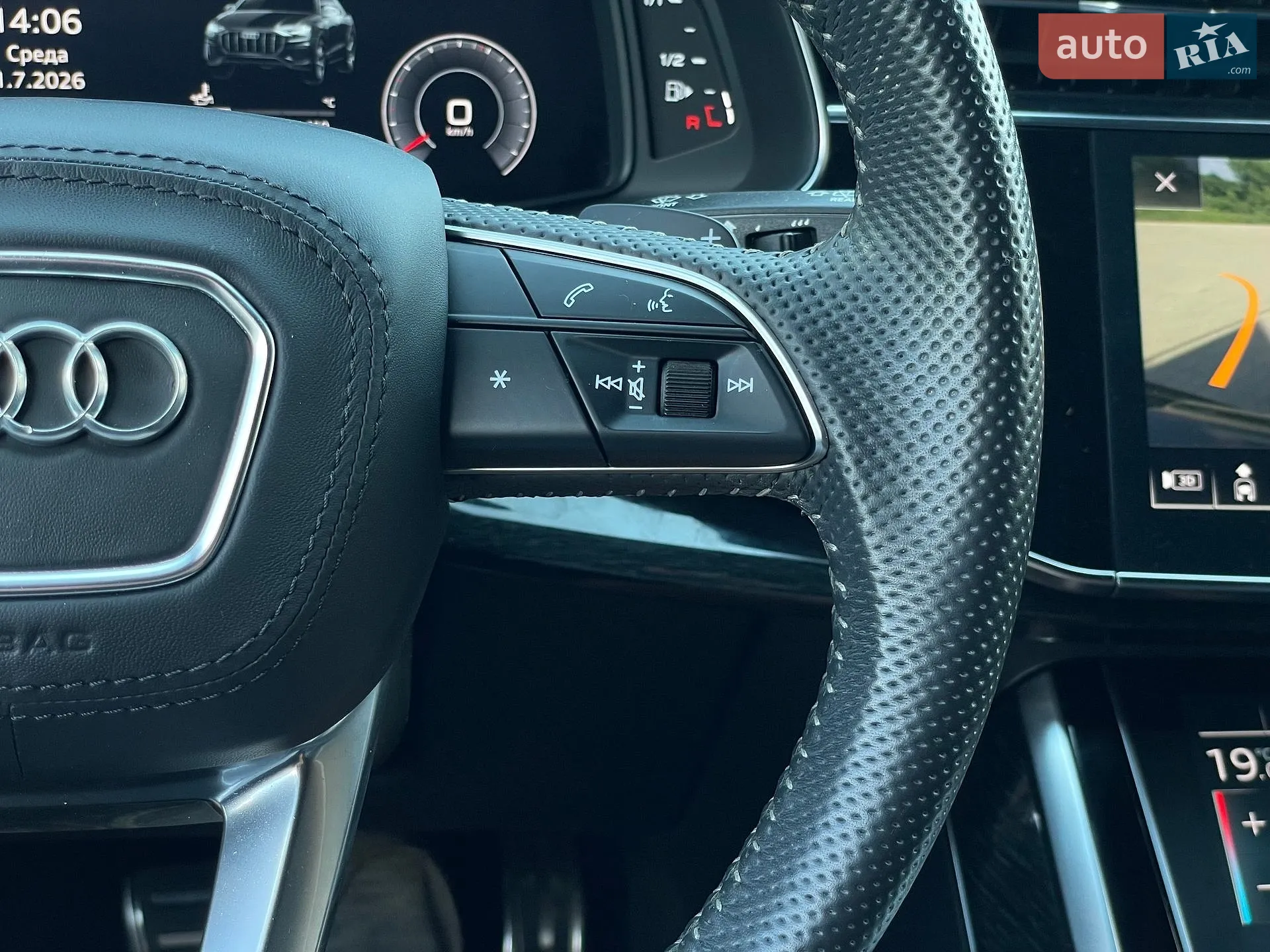 2020 Audi Q8 - мініатюра 53
