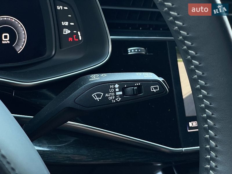 Внедорожник / Кроссовер Audi Q8 2020 в Бердичеве