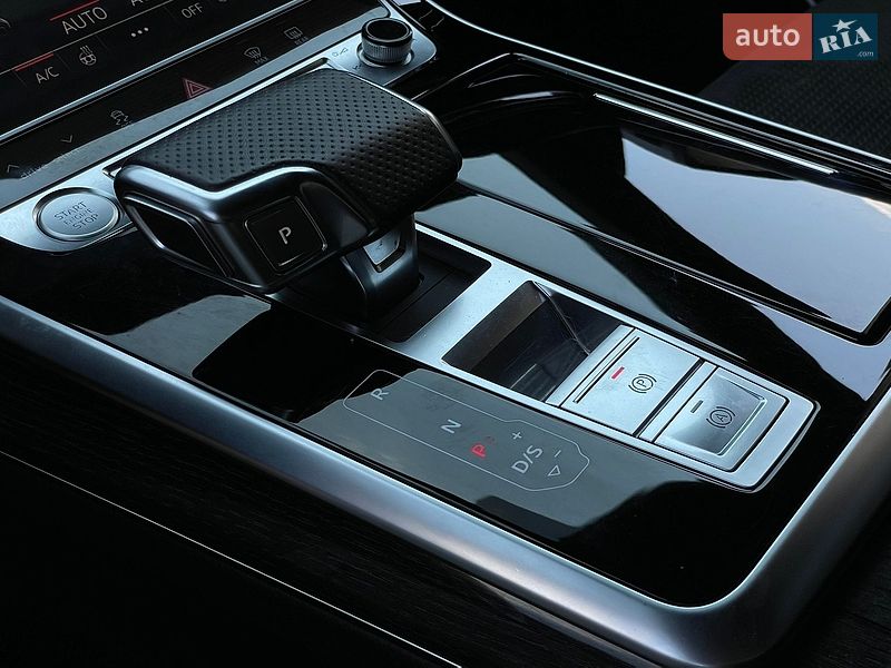 Внедорожник / Кроссовер Audi Q8 2020 в Бердичеве