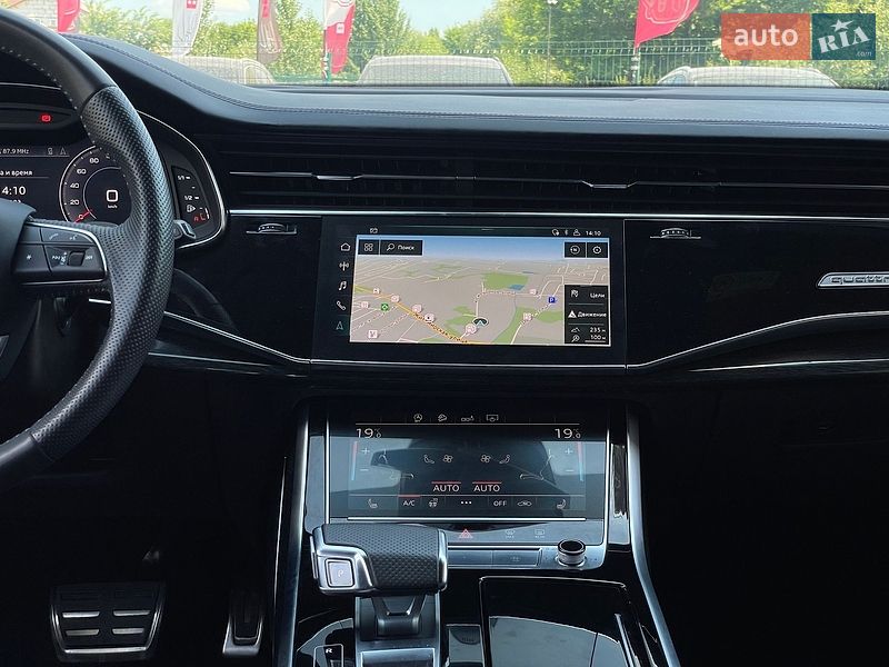 Внедорожник / Кроссовер Audi Q8 2020 в Бердичеве