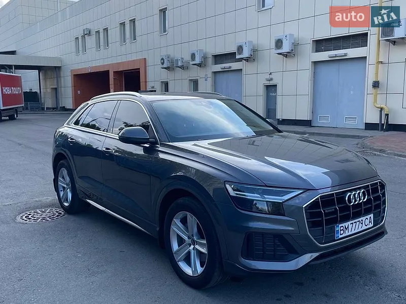 Audi Q8