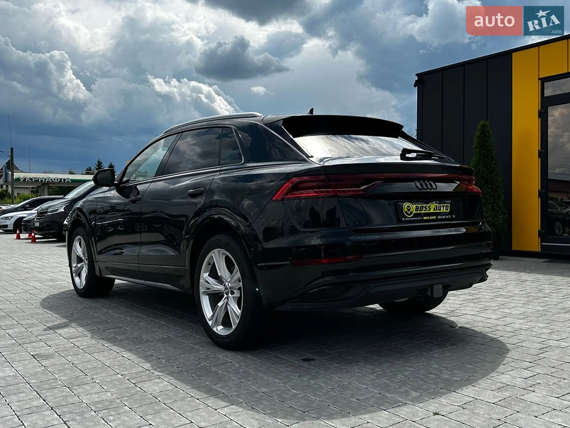 2019 Audi Q8 - мініатюра 5