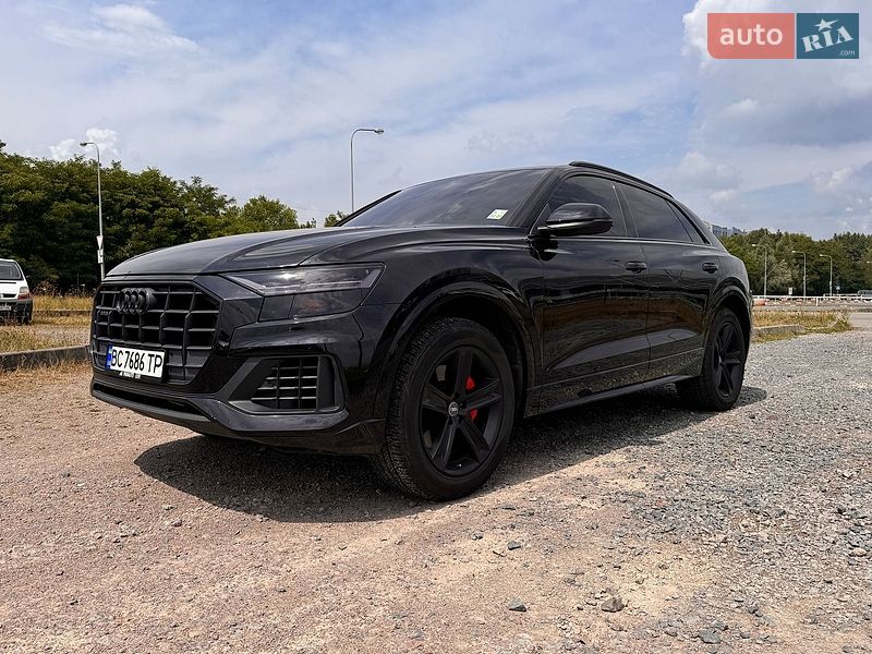 Внедорожник / Кроссовер Audi Q8 2018 в Львове