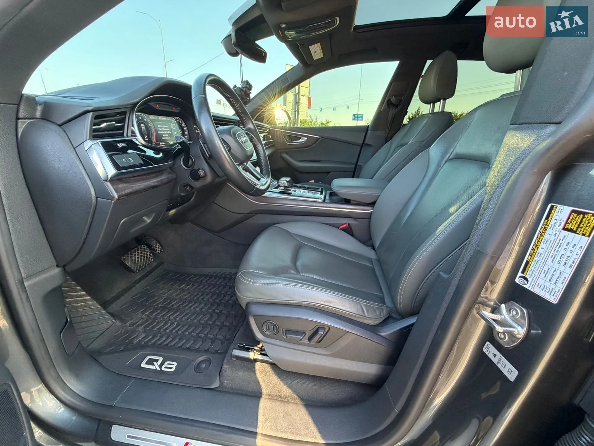 2019 Audi Q8 - мініатюра 16