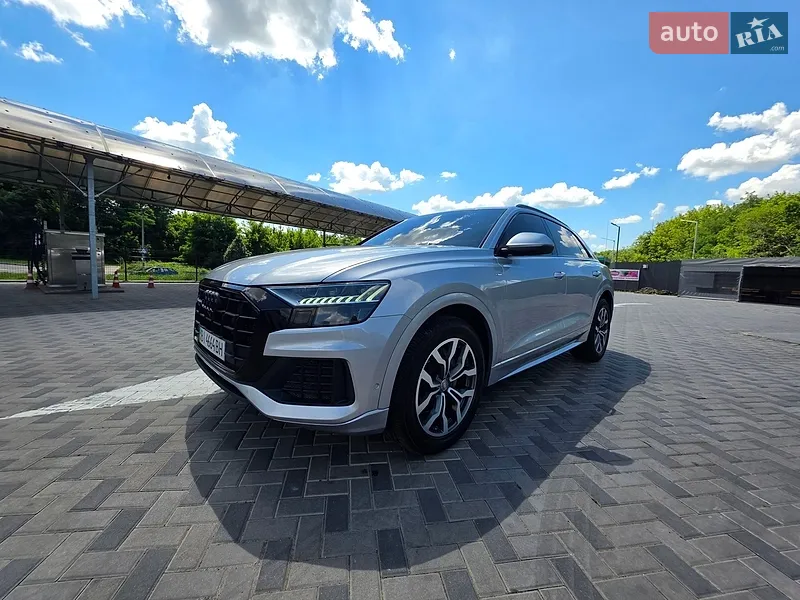 Audi Q8