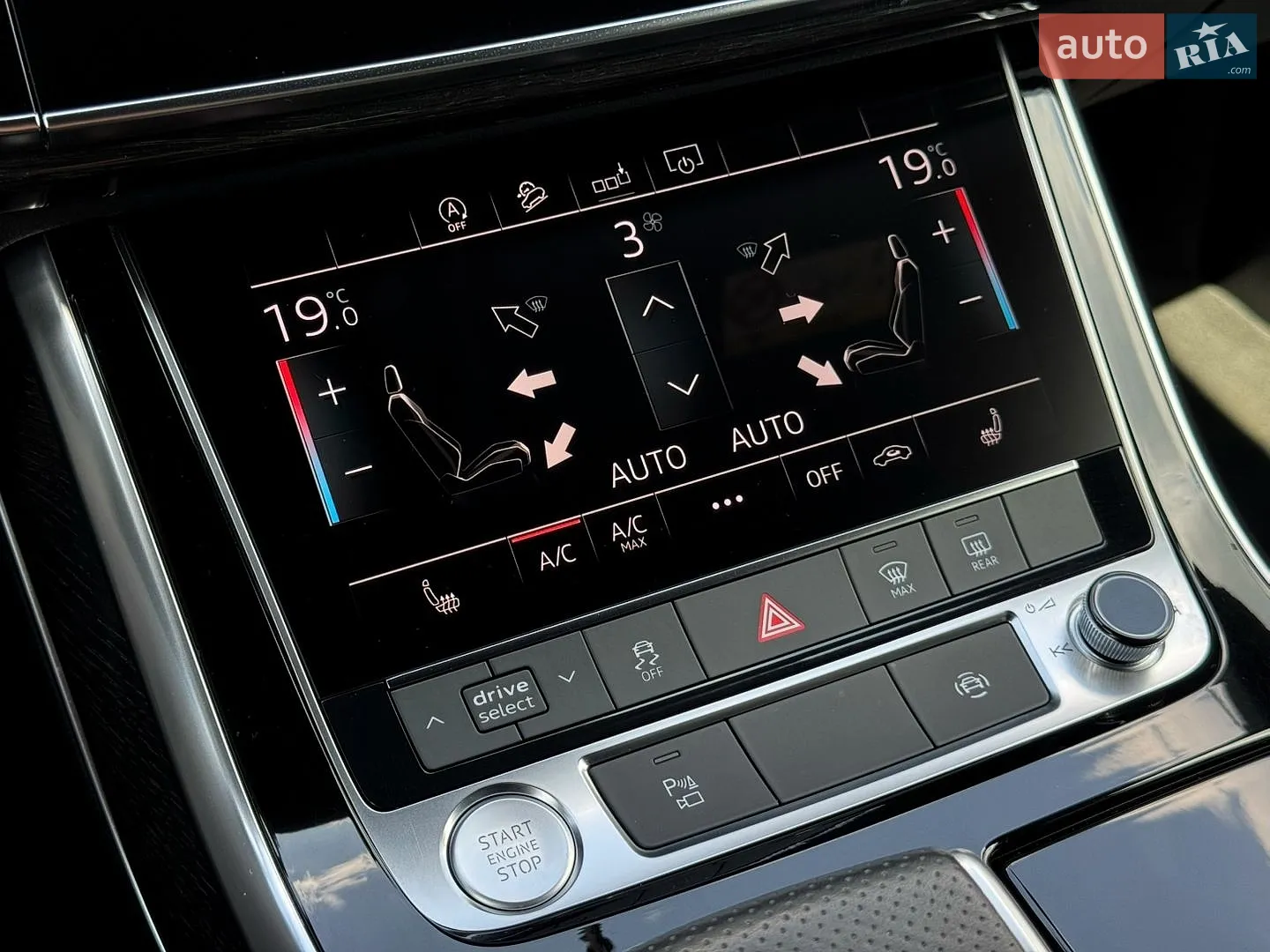 2019 Audi Q8 - мініатюра 31