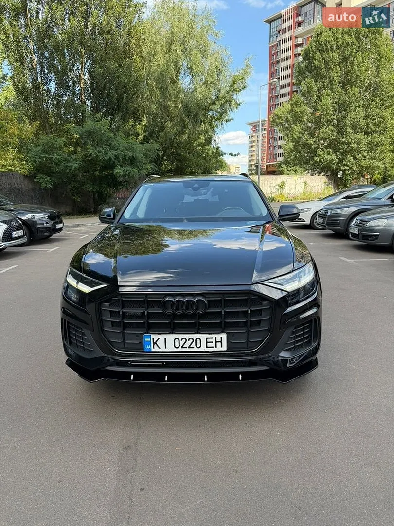 Audi Q8 2018 VIN WAUZZZF1XKD007001 фото оголошення 2 з 18