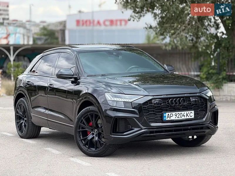 Audi Q8