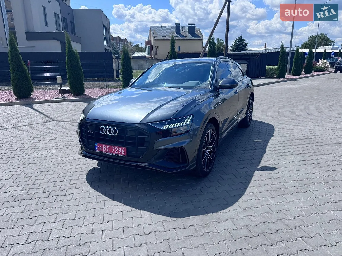 2020 Audi Q8 - мініатюра 2