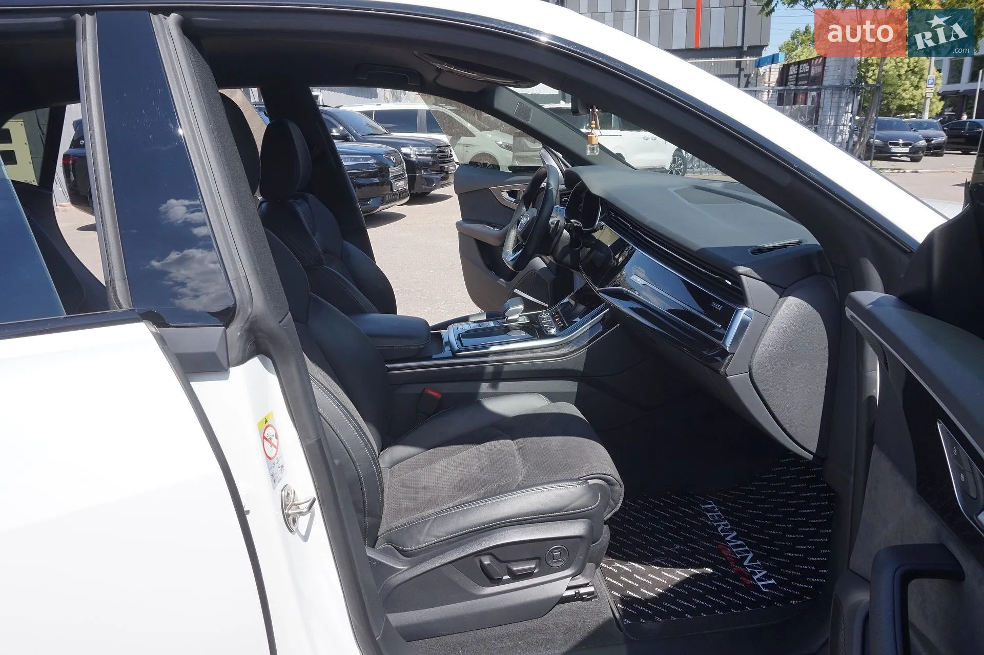 2021 Audi Q8 - мініатюра 33