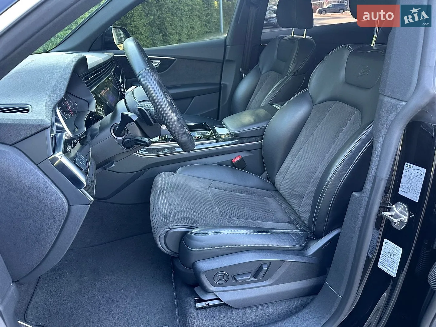 2019 Audi Q8 - мініатюра 24