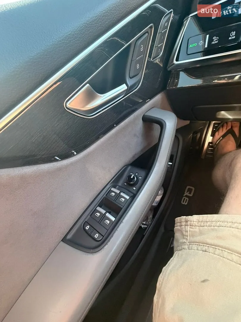 2020 Audi Q8 - мініатюра 13
