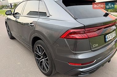 Позашляховик / Кросовер Audi Q8 2020 в Києві
