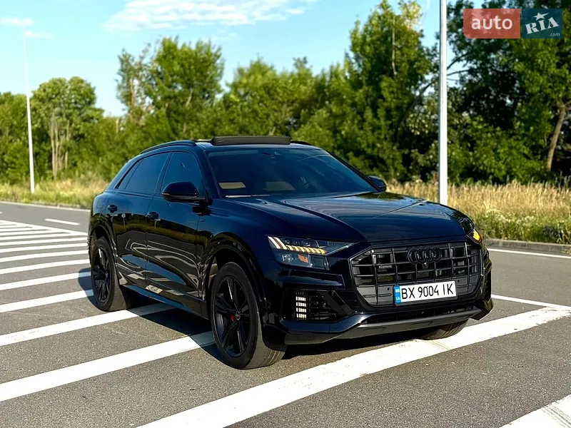 Audi Q8
