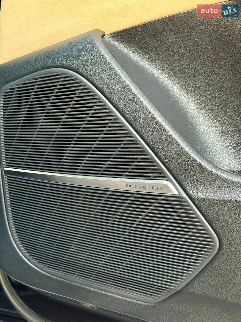 2019 Audi Q8 - мініатюра 29