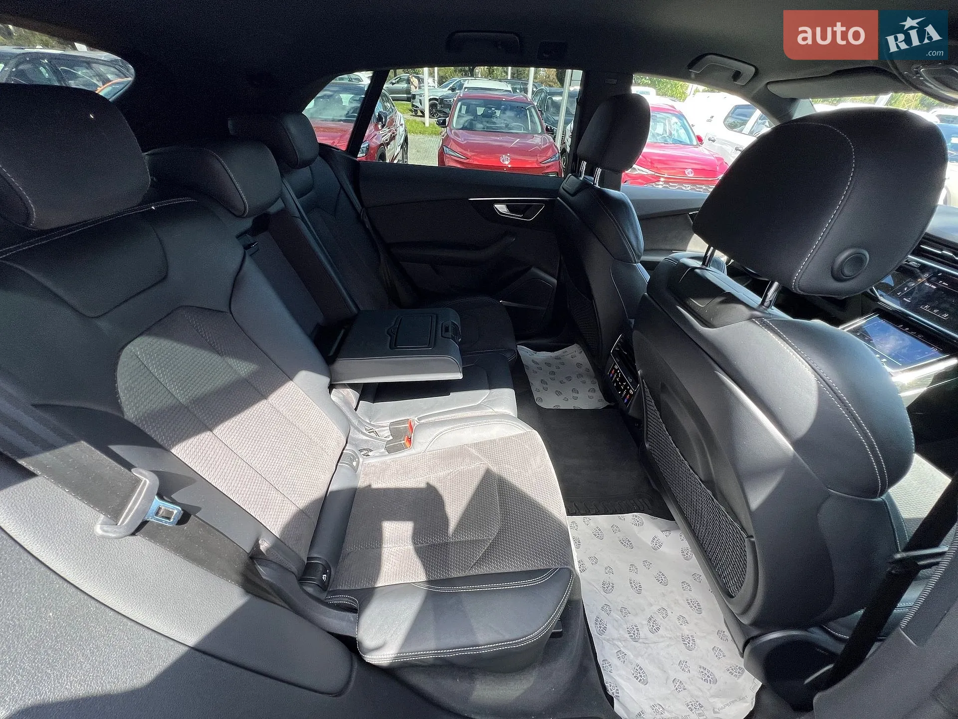 Audi Q8 2019 VIN WAUZZZF17KD043695 фото оголошення 23 з 41