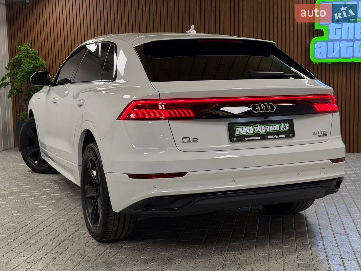 2020 Audi Q8 - мініатюра 48