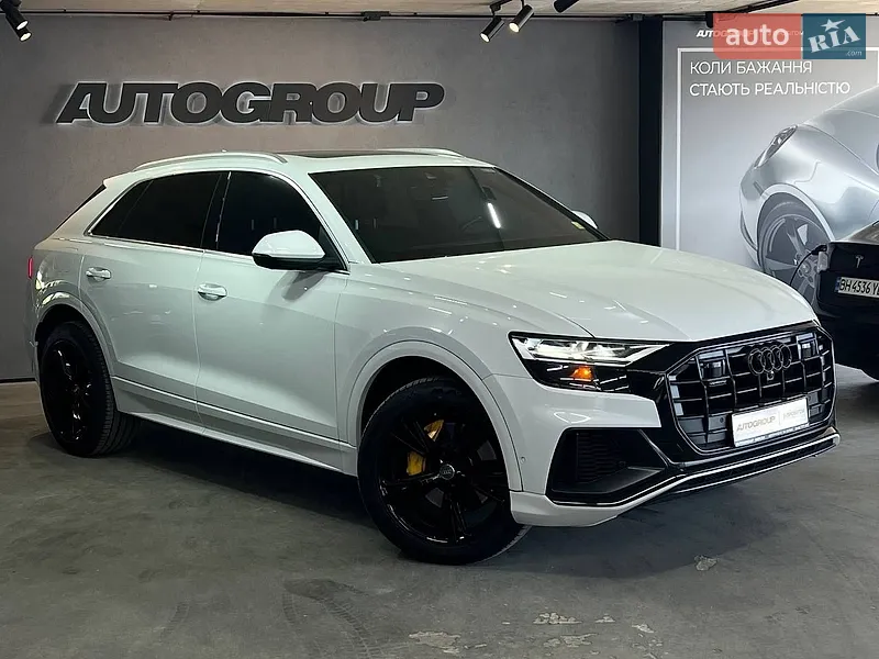 Audi Q8