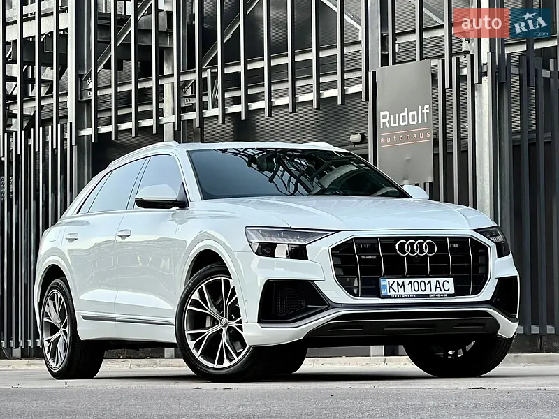 Audi Q8 2021