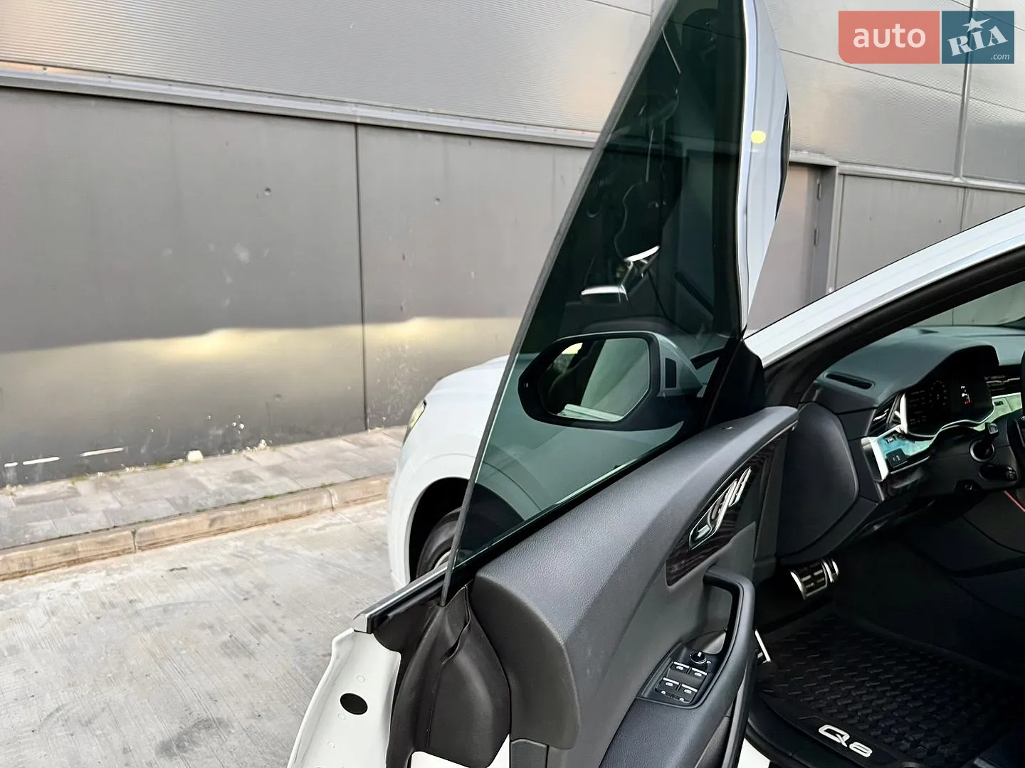 2021 Audi Q8 - мініатюра 26