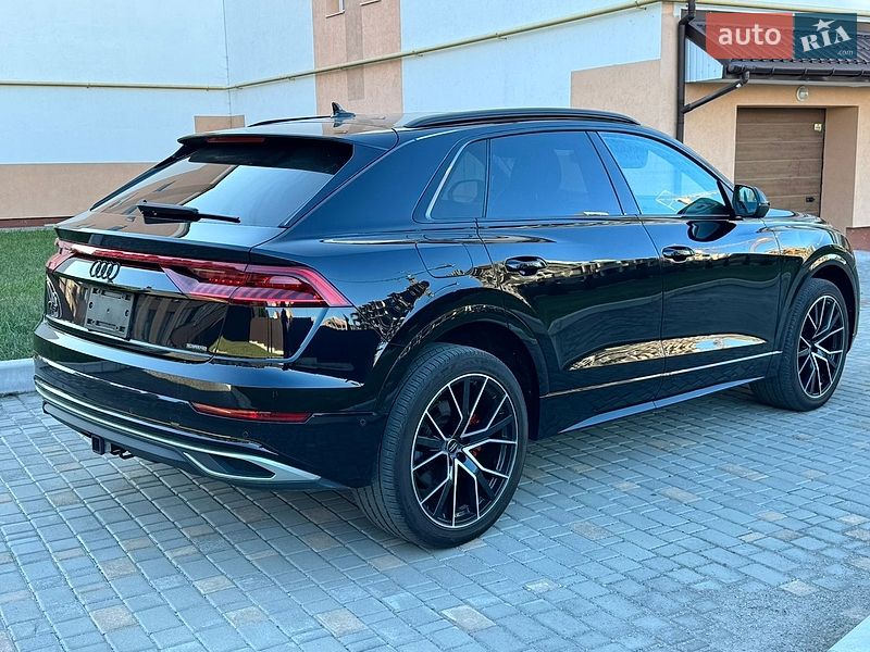 Внедорожник / Кроссовер Audi Q8 2020 в Львове