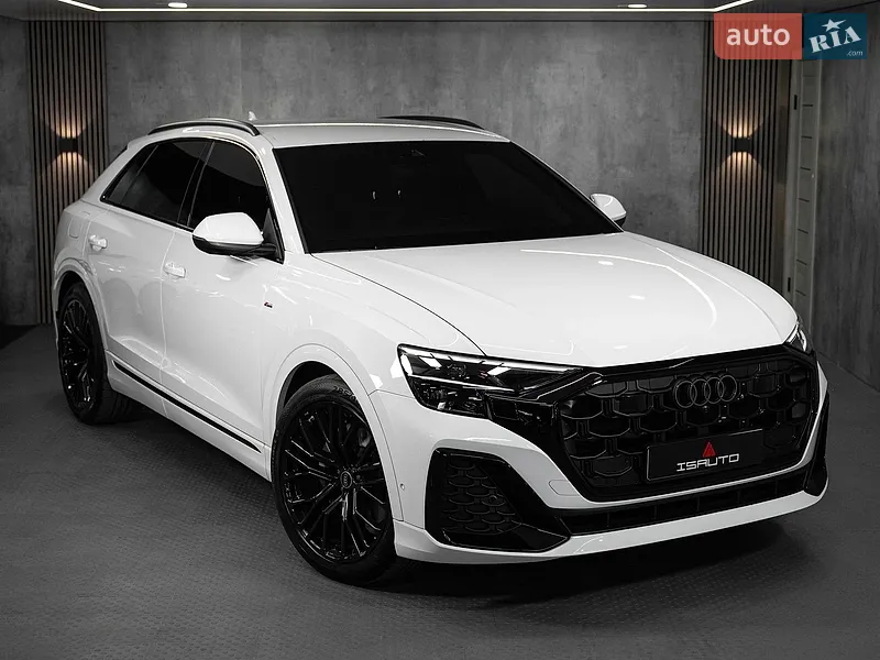 Audi Q8