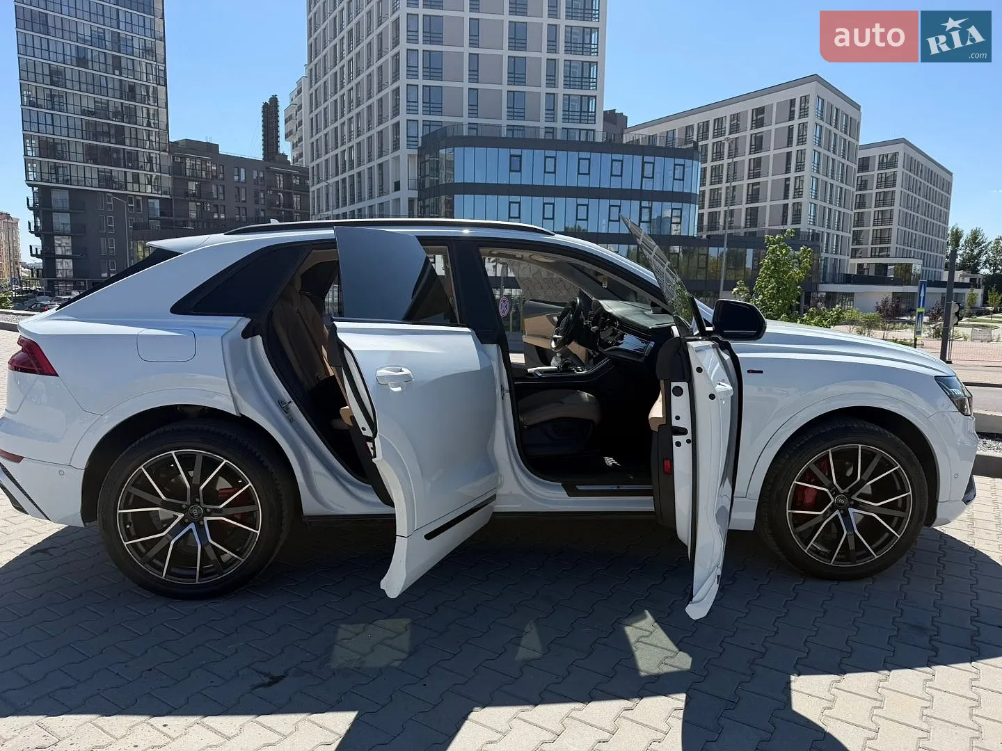 2018 Audi Q8 - мініатюра 3