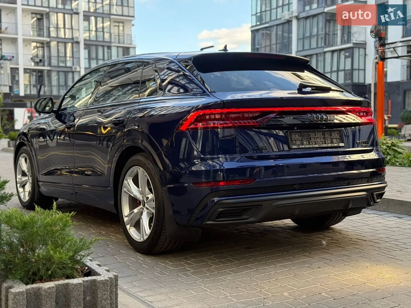 2019 Audi Q8 - мініатюра 17