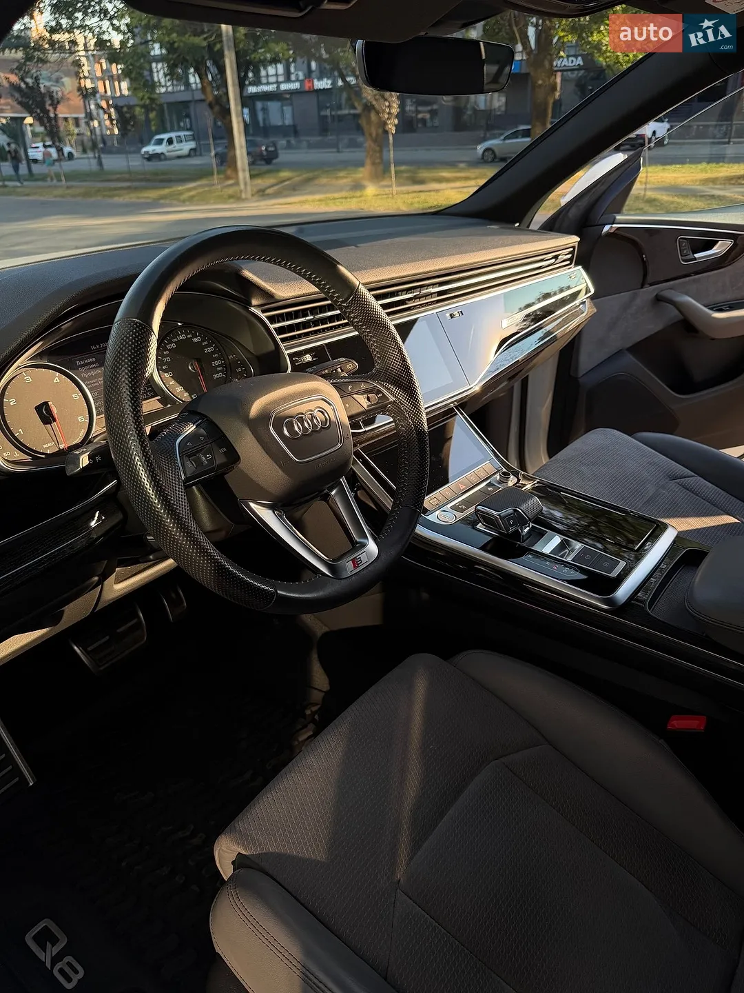 2020 Audi Q8 - мініатюра 10