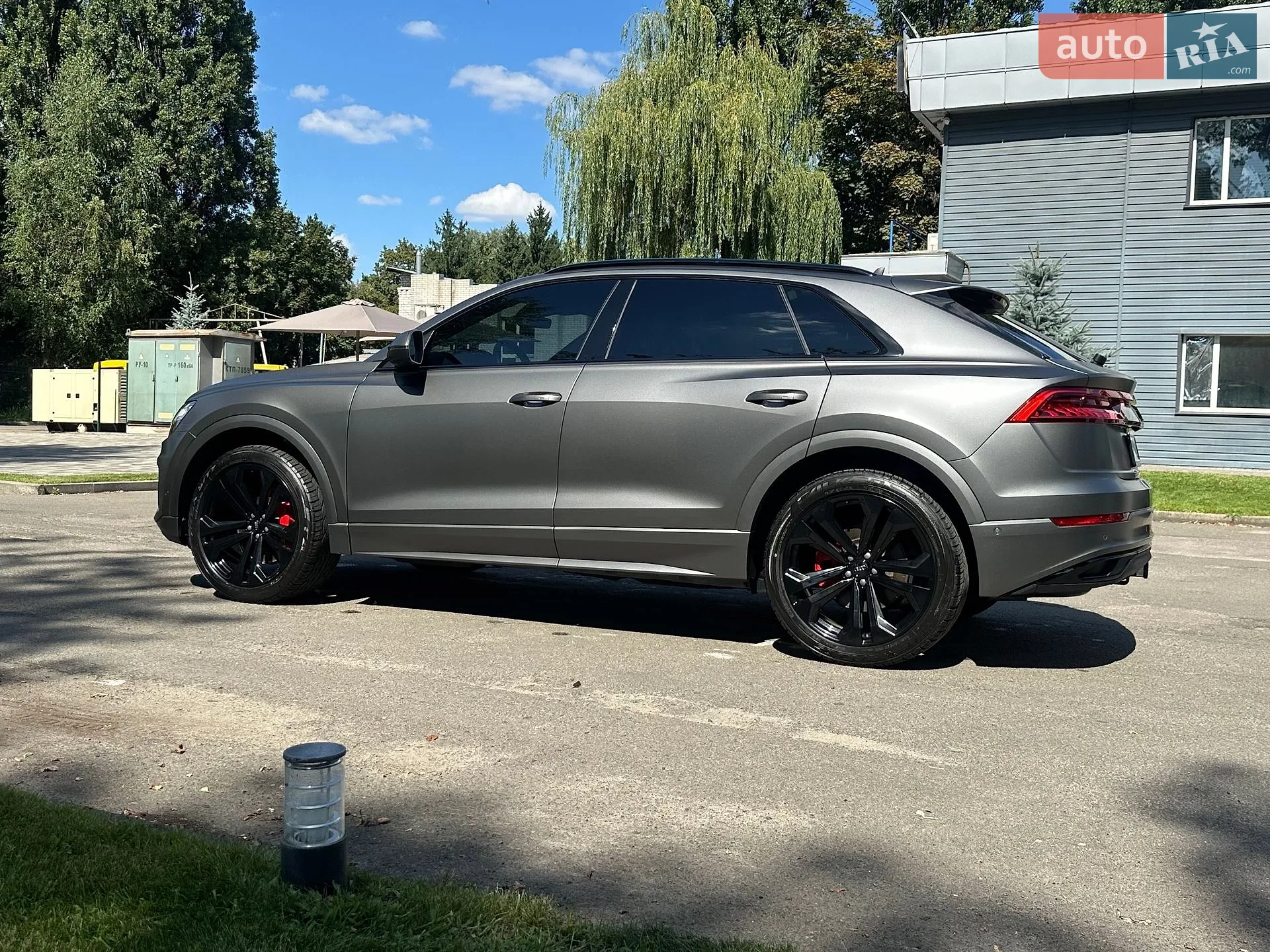 Audi Q8 2020 VIN WA1BVAF12LD008219 фото оголошення 9 з 44