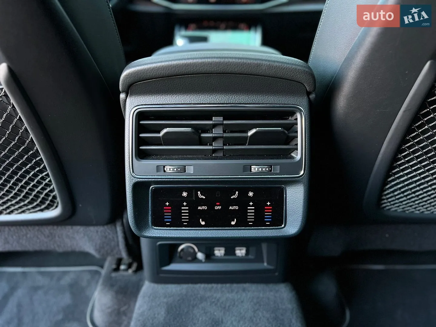 2019 Audi Q8 - мініатюра 26