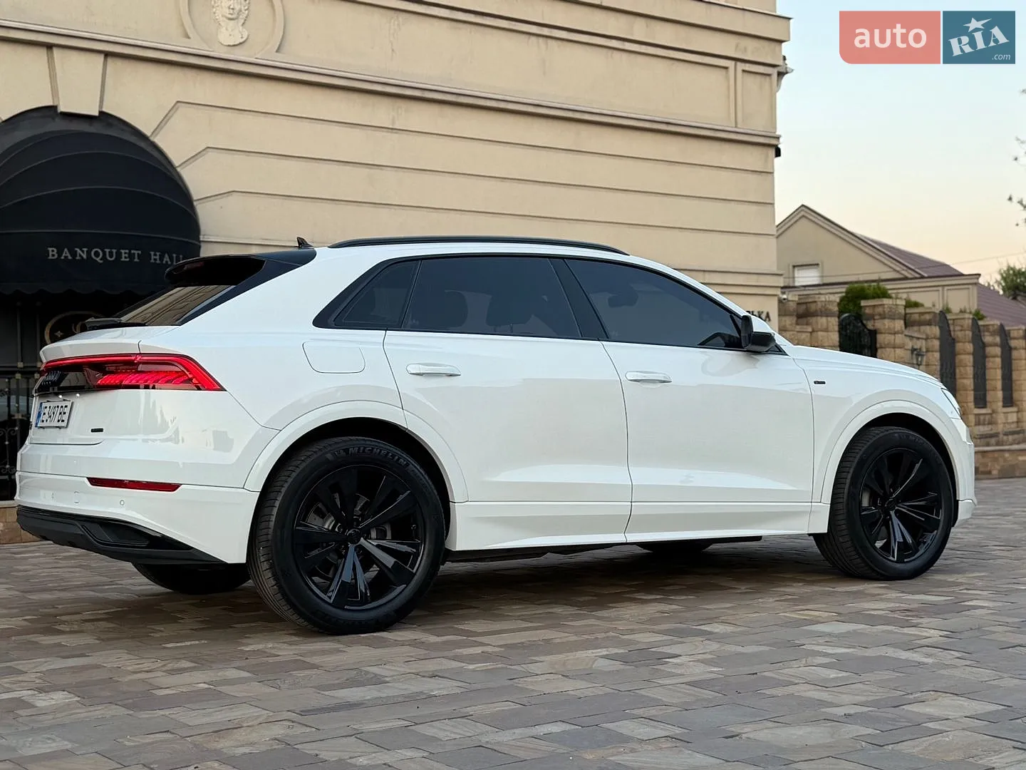 2020 Audi Q8 - мініатюра 3