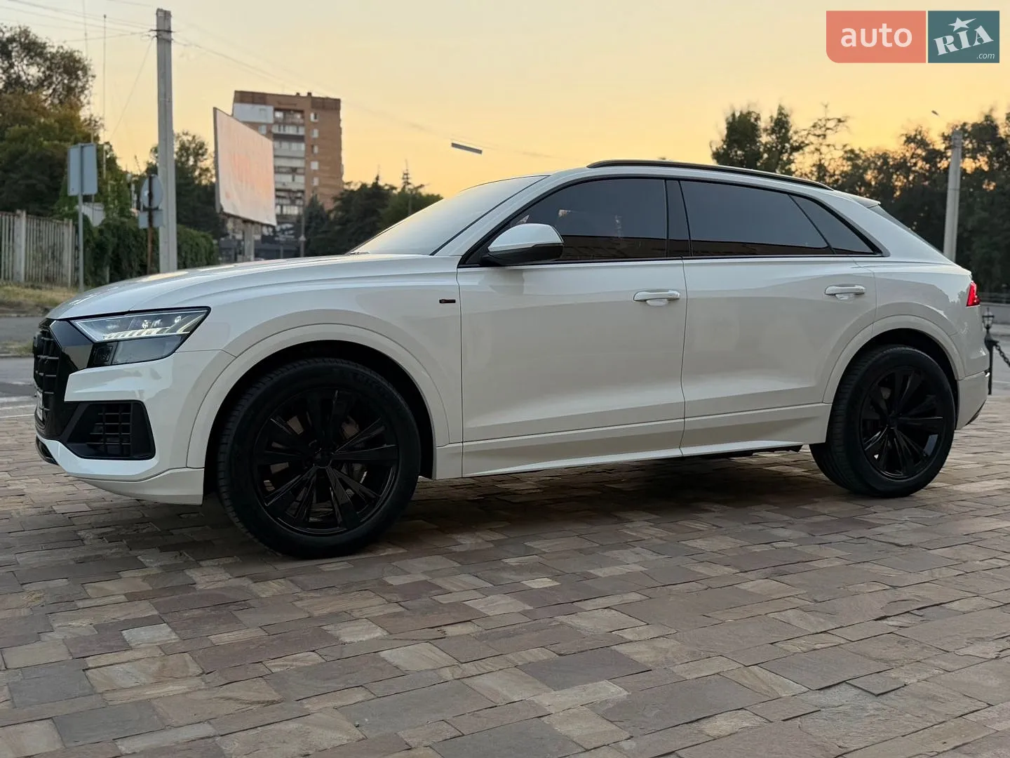 2020 Audi Q8 - мініатюра 8