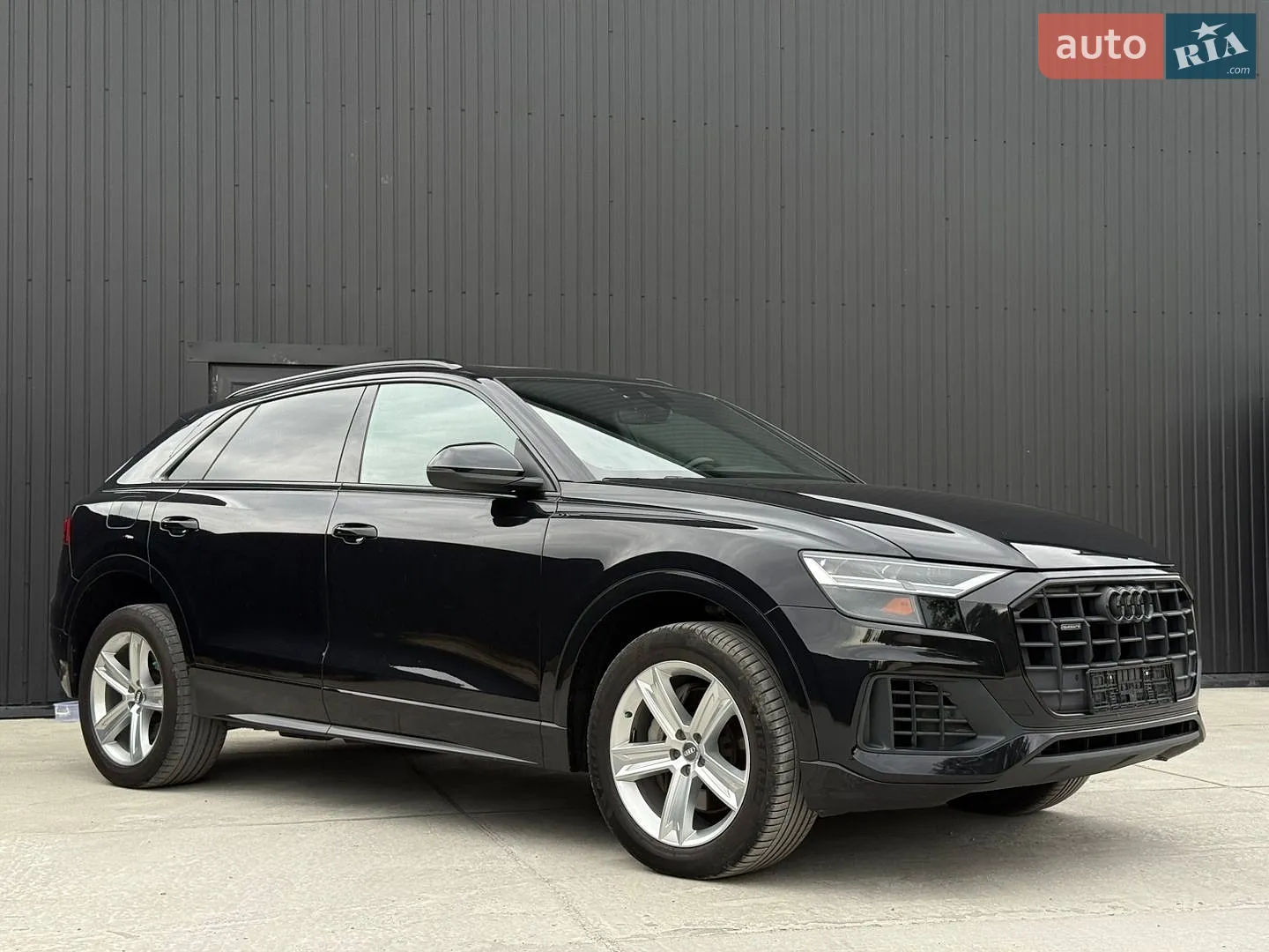 2019 Audi Q8 - мініатюра 3