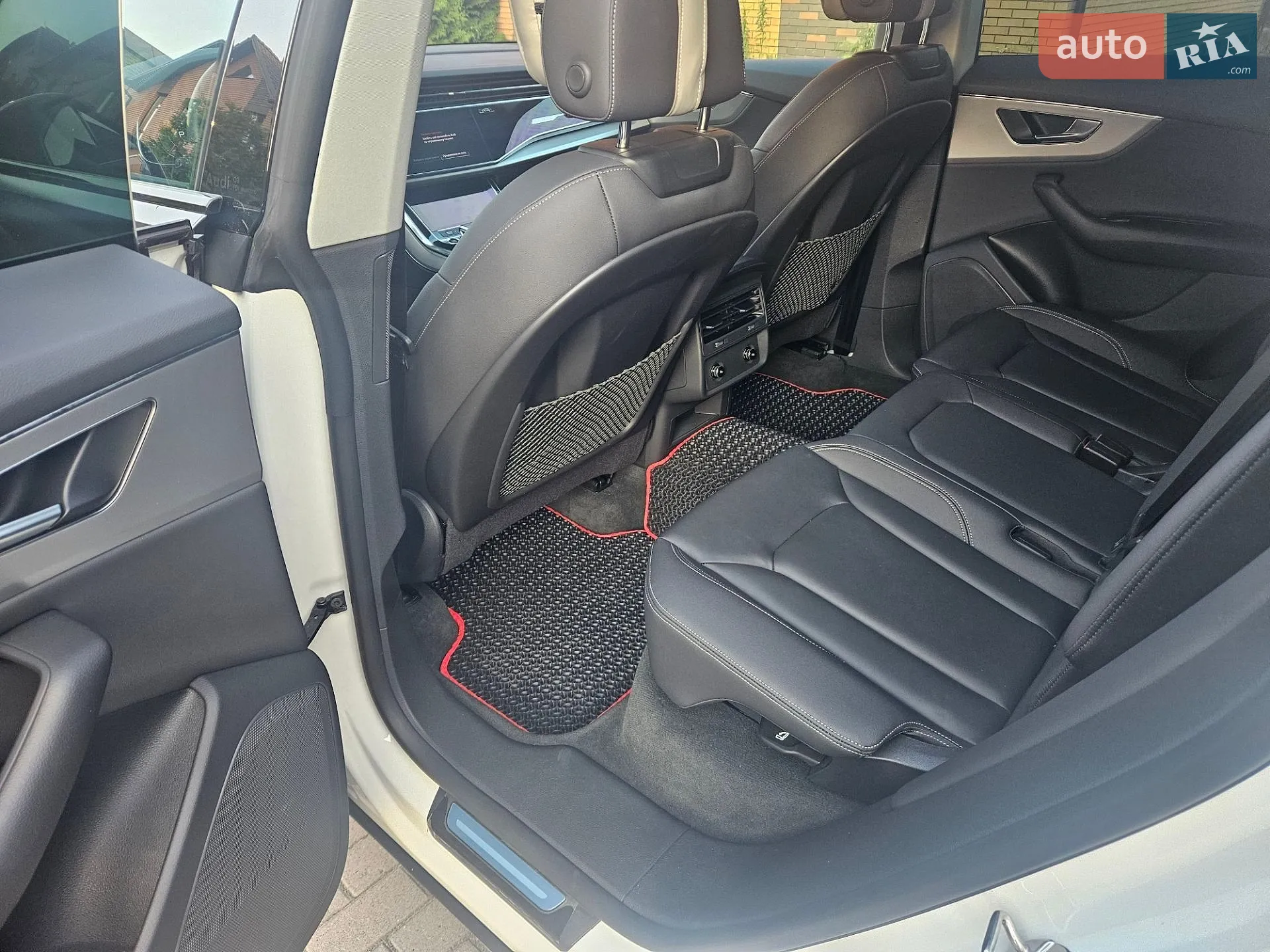 2023 Audi Q8 - мініатюра 12