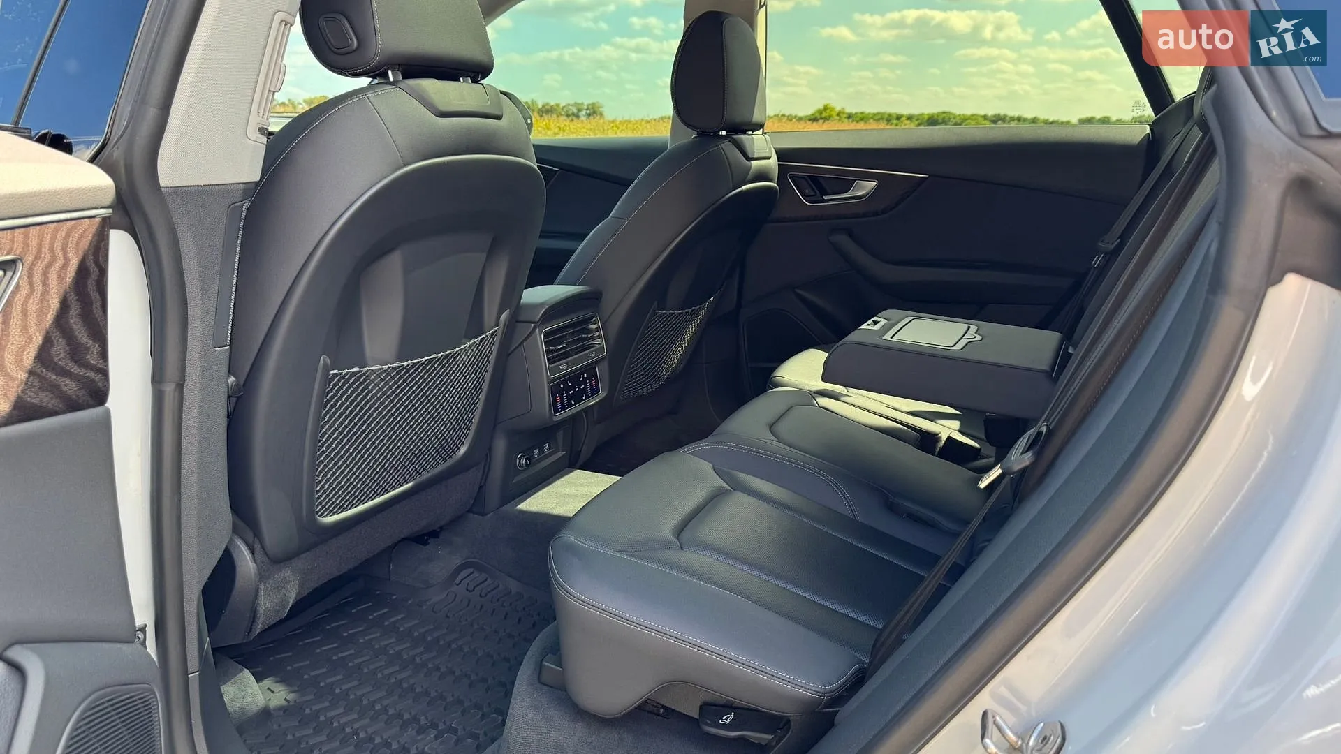 2020 Audi Q8 - мініатюра 13