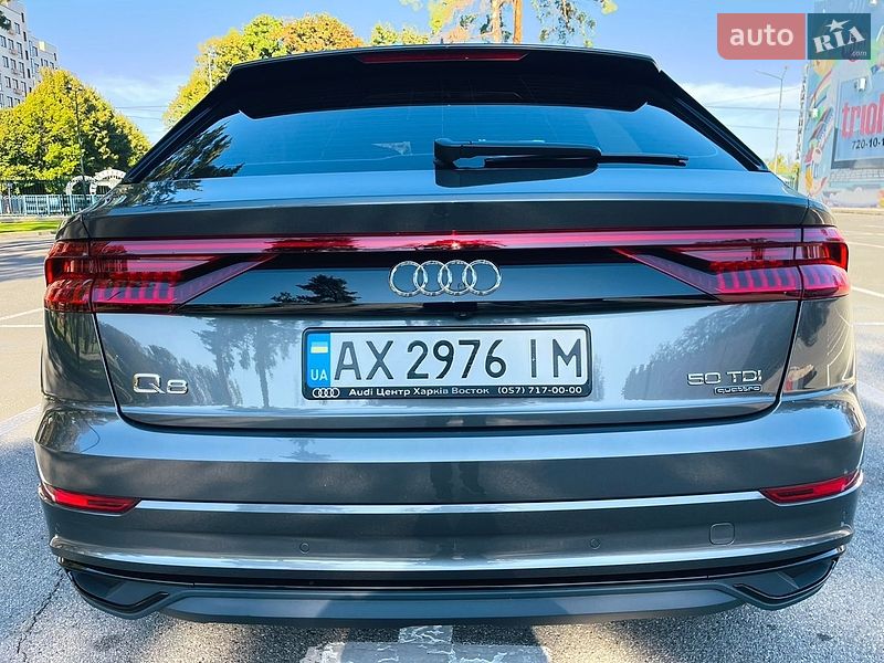 Позашляховик / Кросовер Audi Q8 2020 в Харкові