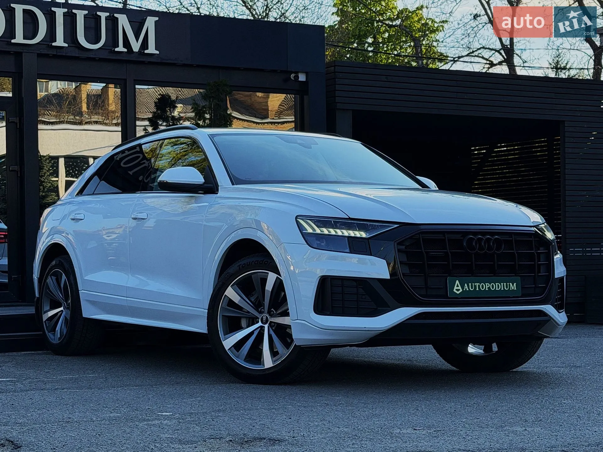 2021 Audi Q8 - фото 1