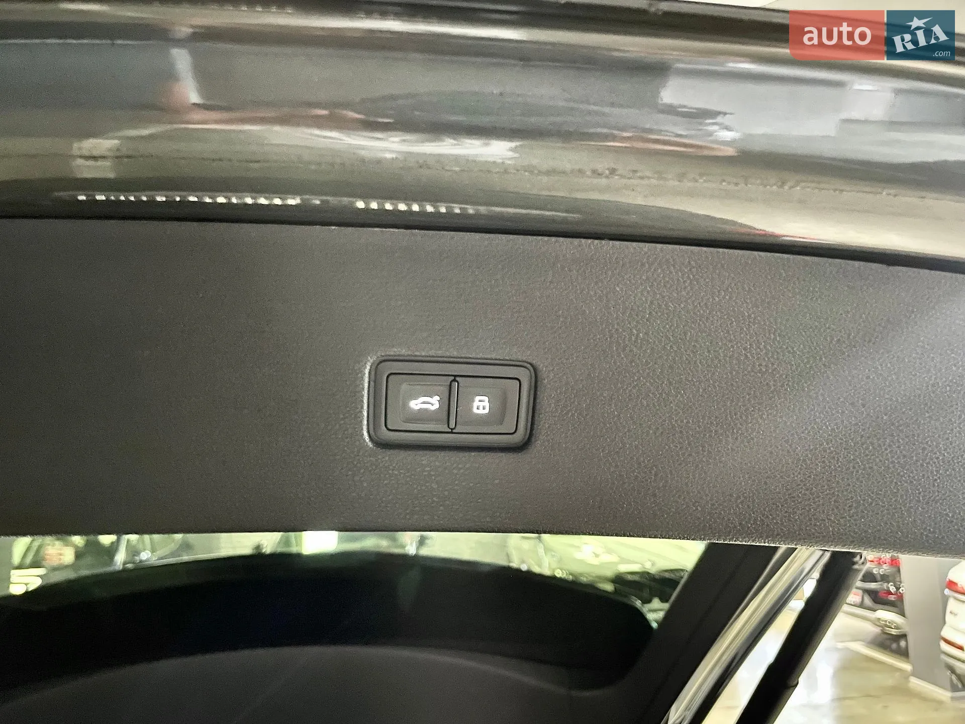 2018 Audi Q8 - мініатюра 23