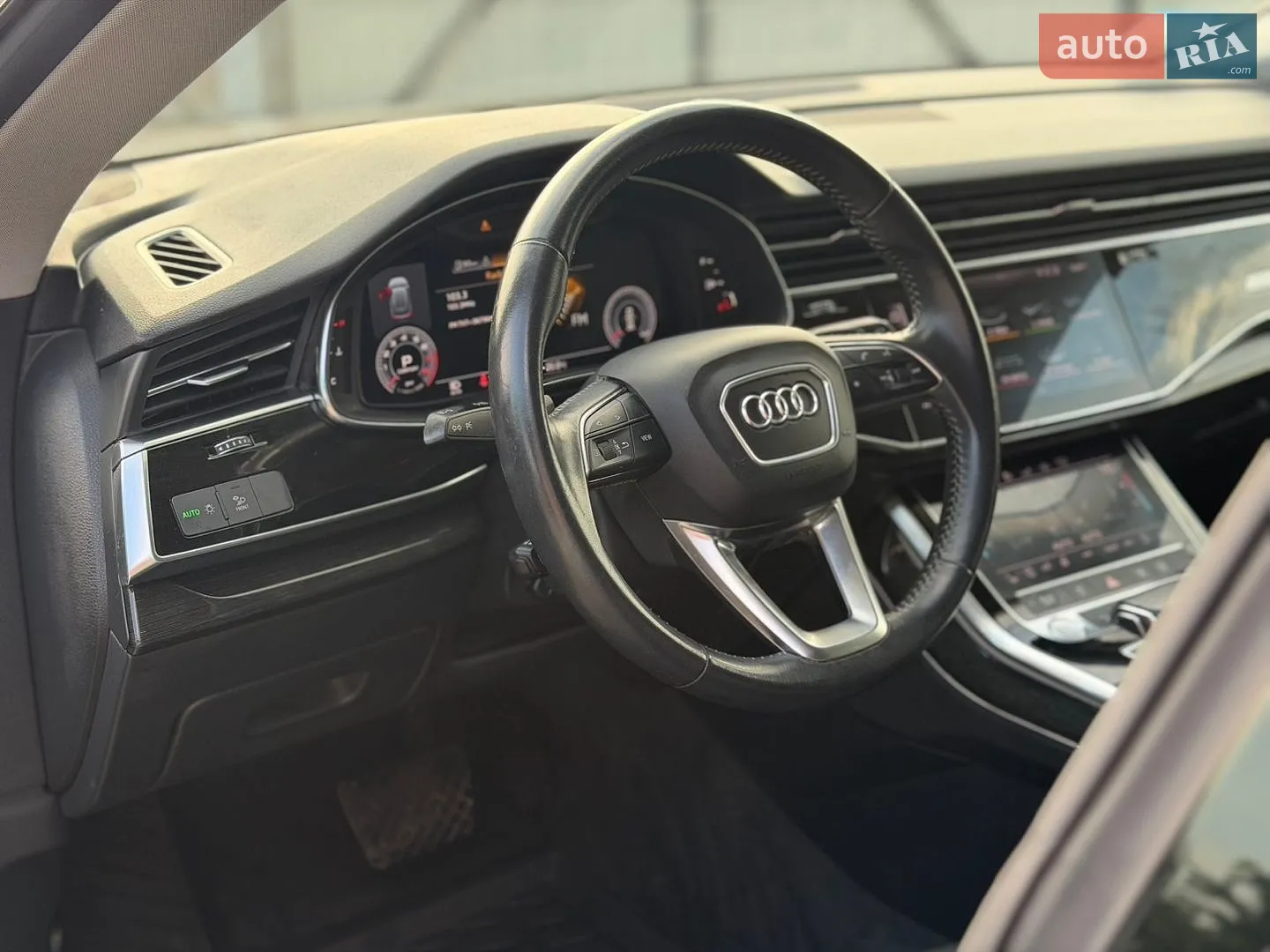 2019 Audi Q8 - мініатюра 18