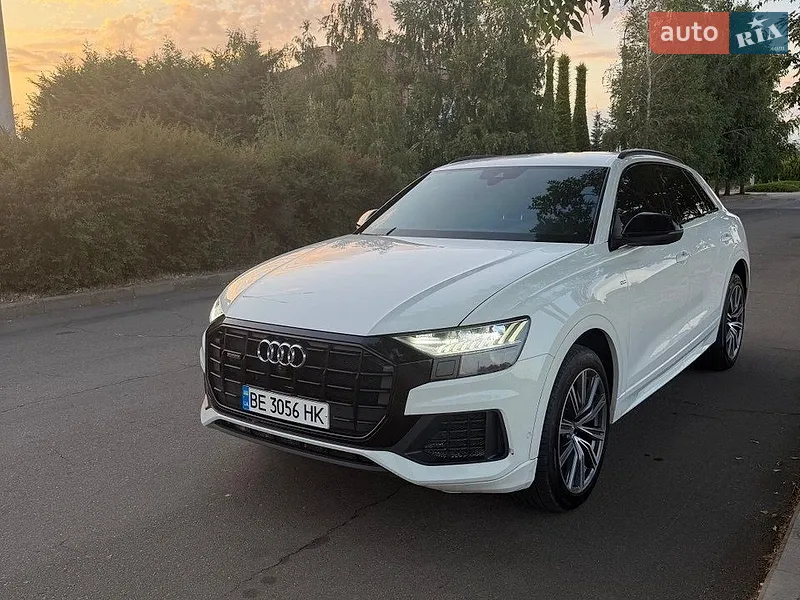 Audi Q8