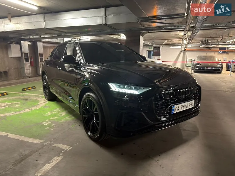 Audi Q8