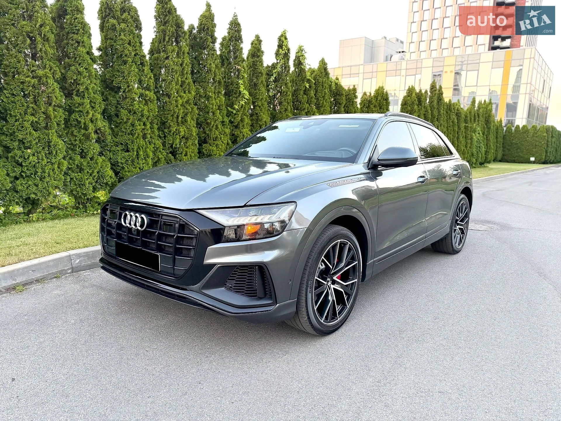2020 Audi Q8 - фото 1